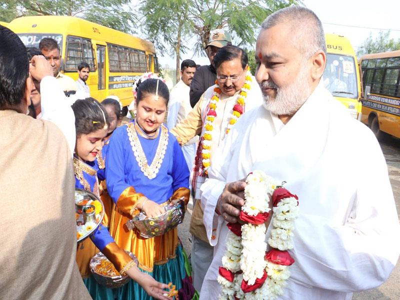 Brahmachari Girish ji, Chairman of Maharishi Vidya Mandir Schools Group has visited MVM Shahdol.